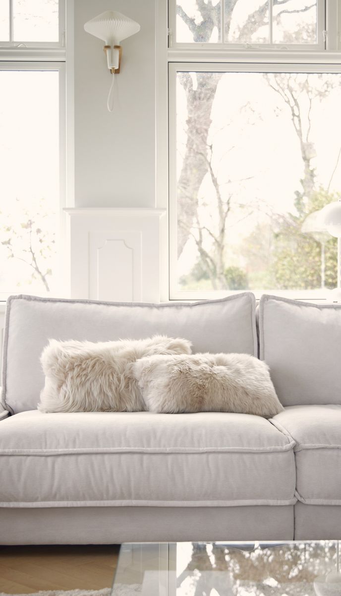Long Wool Sheepskin Cushion | Doublesided | New Zealand | 25x50 cm Black