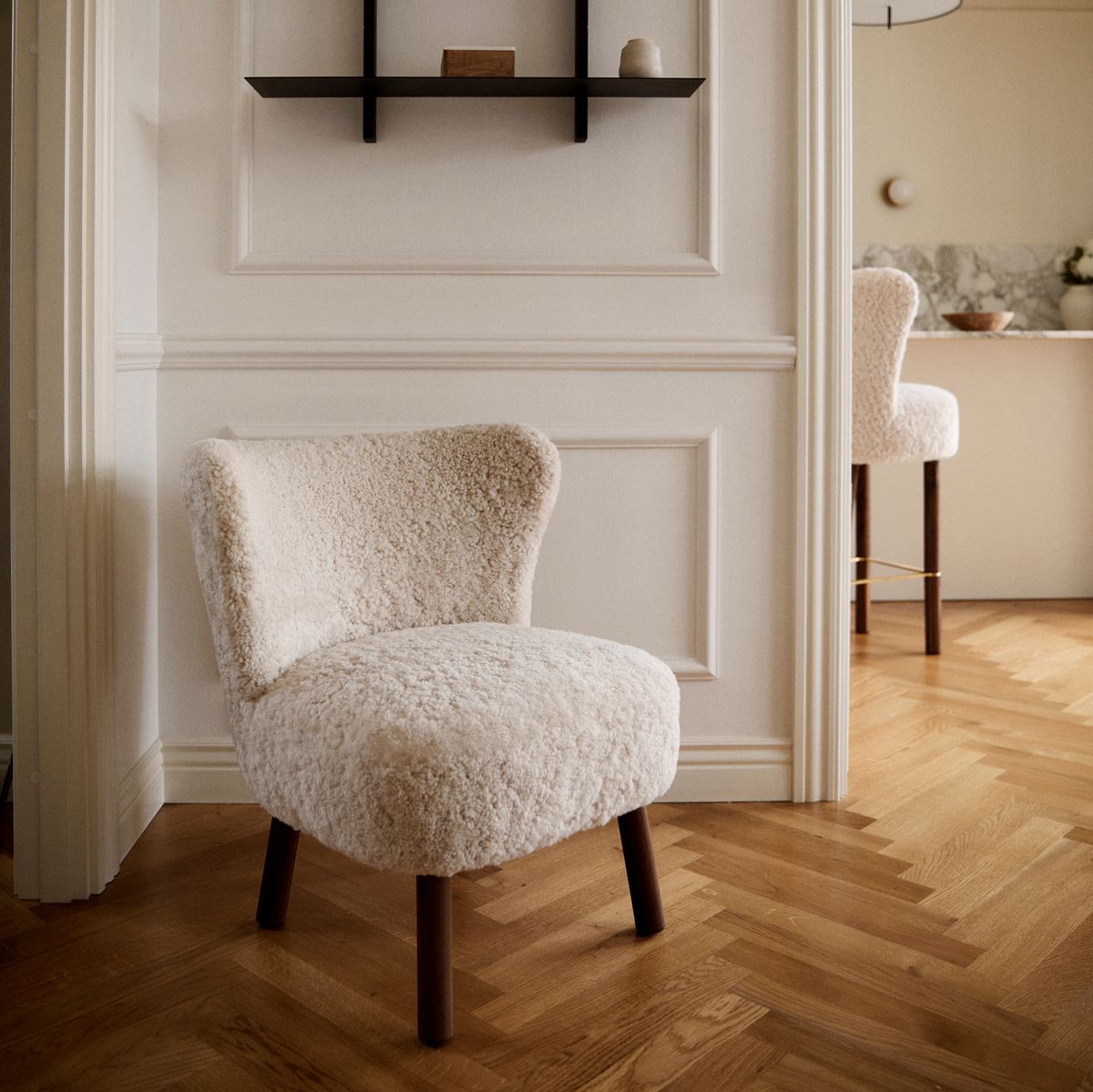 Emily Lounge Chair | Short Wool Anthracite