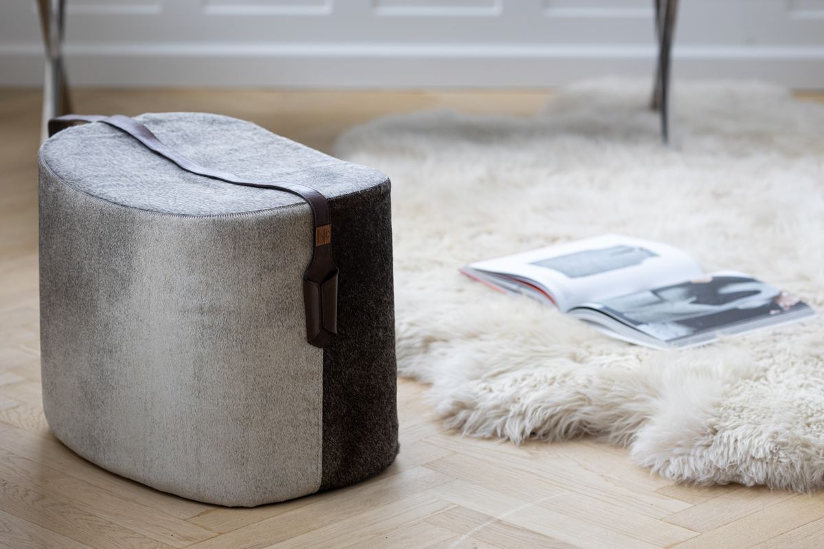 Calf Leather Pouf | Oval | 45x35x38 cm Grey