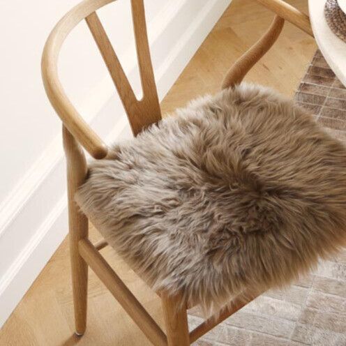 Long Wool Sheepskin Seat Cover | With Filling | 37x37 cm Black