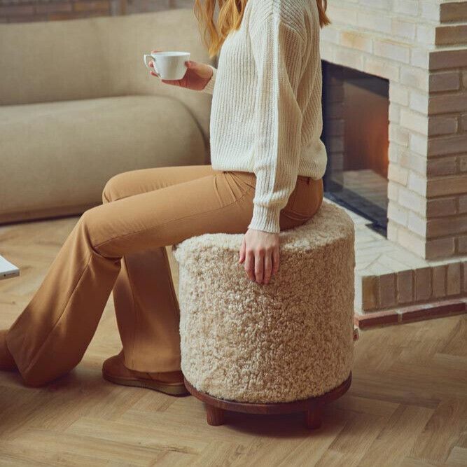 Simon Stool | Short Wool Anthracite