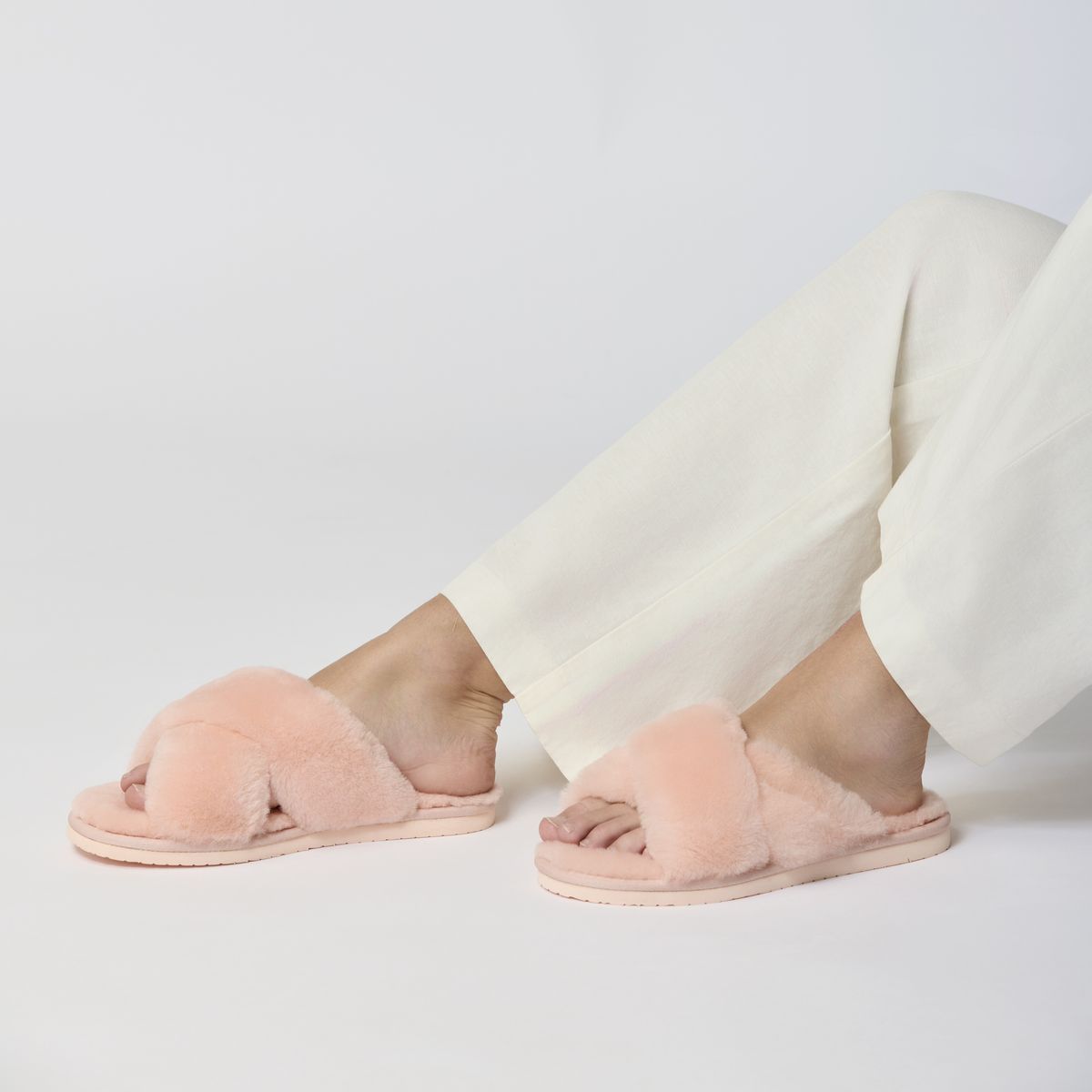 Slipper Cross Dark Grey