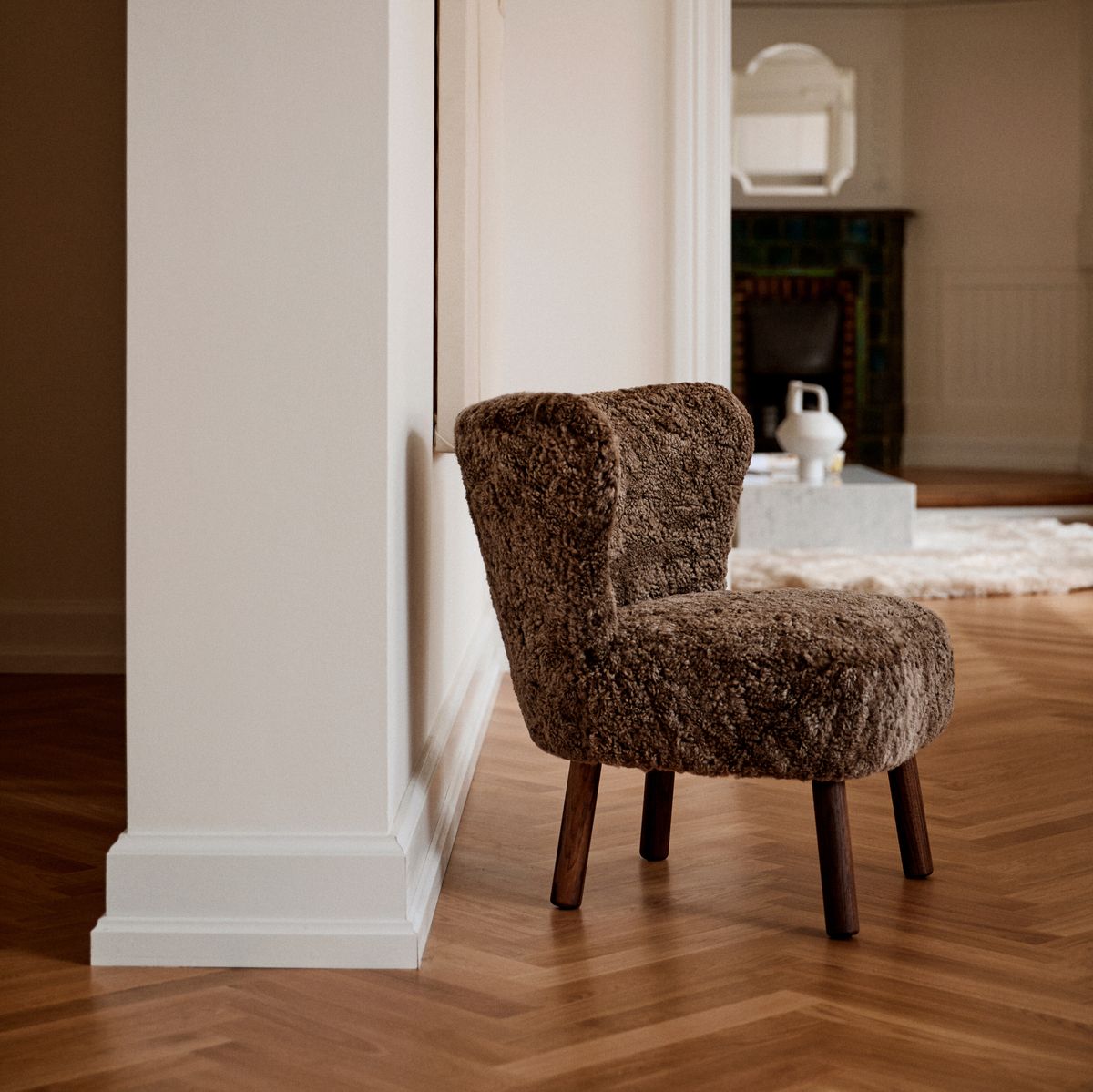 Emily Lounge Chair | Short Wool Anthracite