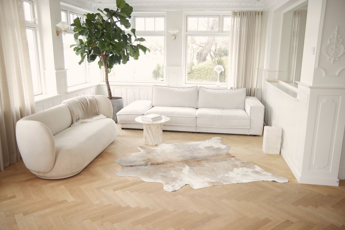 Premium Natural Cowhides | Brazil Champagne