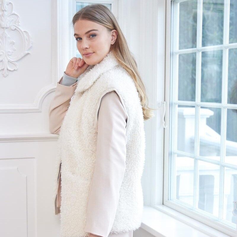 Ivette Vest White