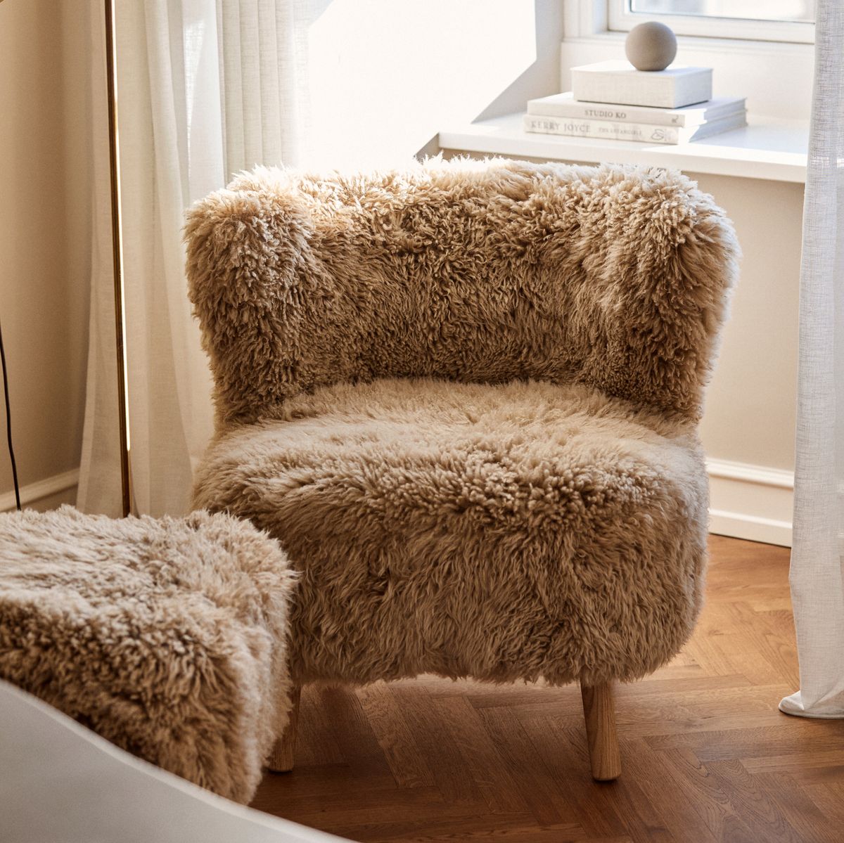 Emil Lounge Chair | Long Wool Honey
