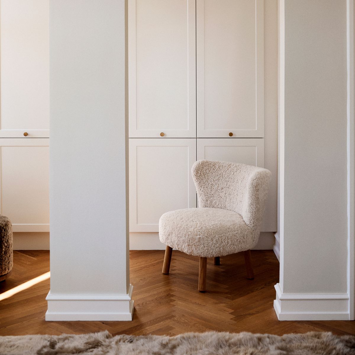 Emily Lounge Chair | Short Wool Anthracite