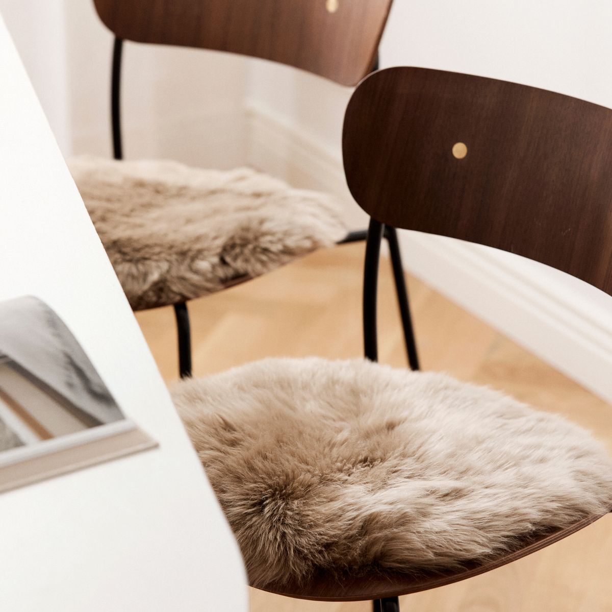 Long Wool Sheepskin Seat Cover | Ø38 cm Mint