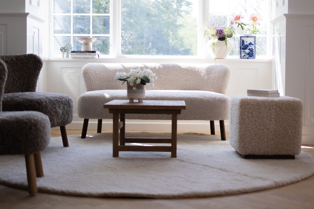 Chairs & Sofas