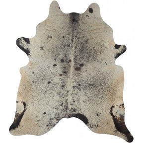 Cow Hide Rug | spotted | 3,90 sqm.
