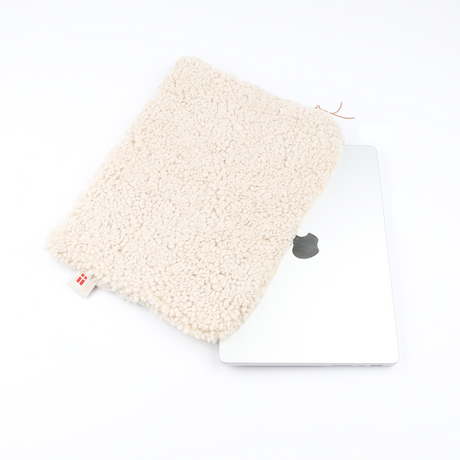 Sheepskin Computer Sleeve ⎮ 36 cm x 28 cm