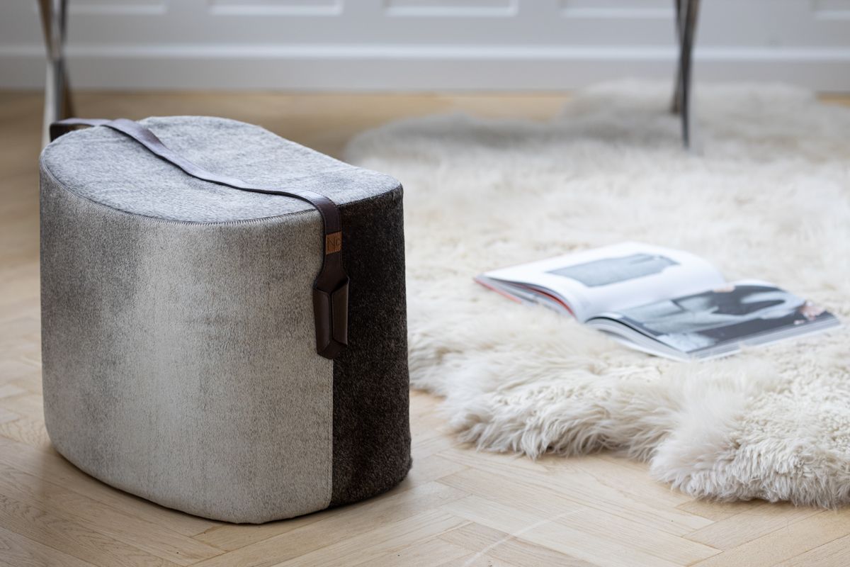 Calf Leather Pouf | Round Grey