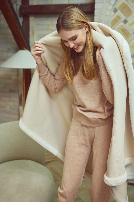 Angelina Throw | Doubleface Sheepskin | Short Wool Leather Brown/Ivory