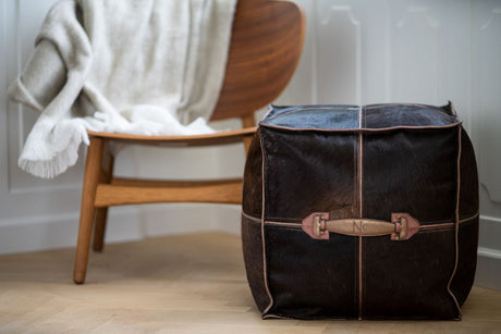 Calf Leather Pouf W/handle | Square |45x45x45 cm Brown