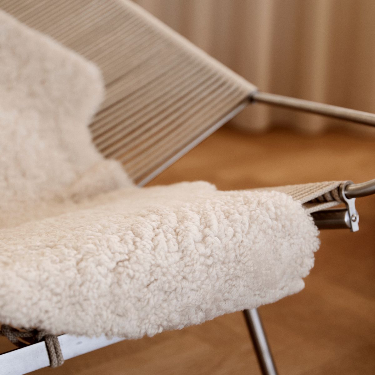 New Zealand Sheepskin | Premium | Short Curly Wool | Rug 90 cm Anthracite