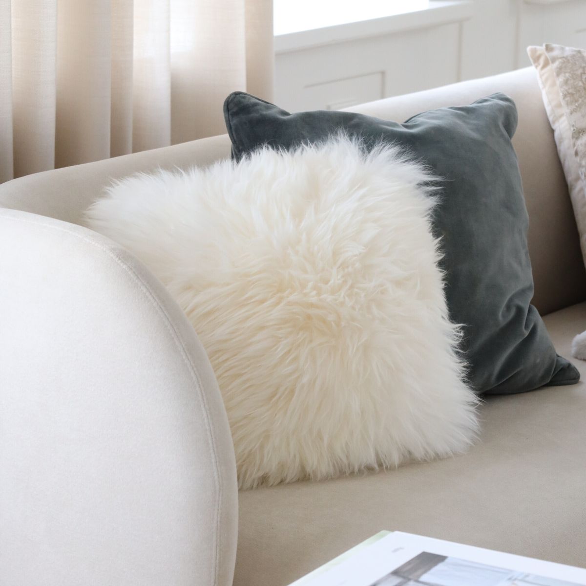 Sheepskin Cushion | Long Wool | New Zealand | 50x50 cm Ivory