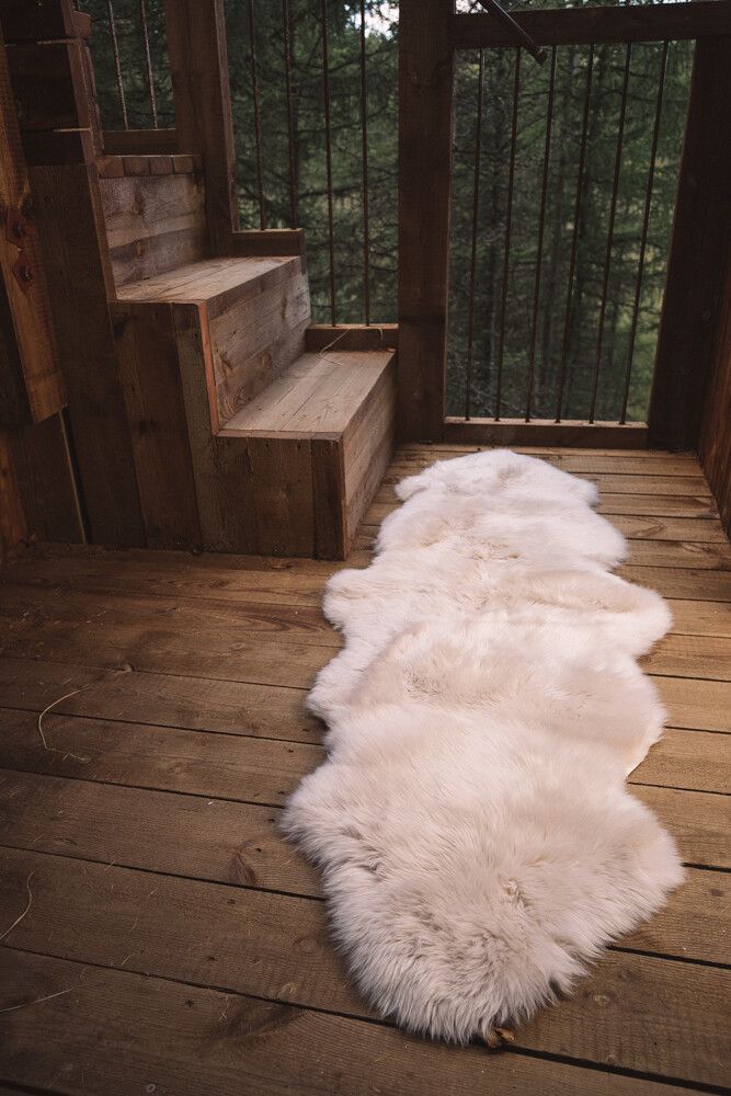 Merino Sheepskin | Long Wool | New Zealand | 160x60 cm Linen