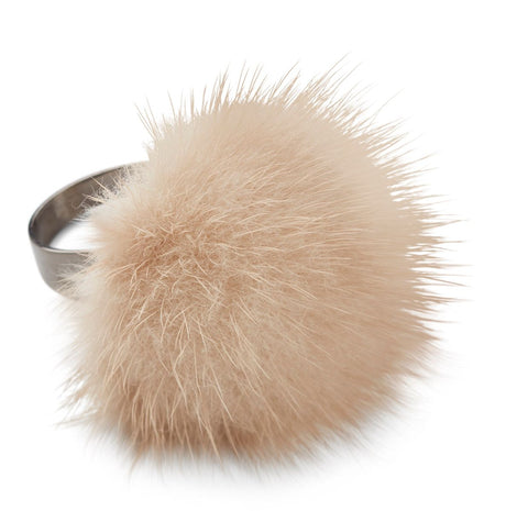 Pom Pom Ring