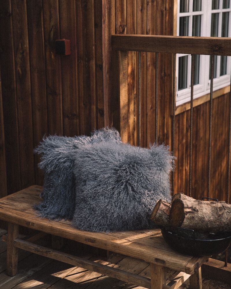 Curly Cushion - Sheepskinhouse.co.uk