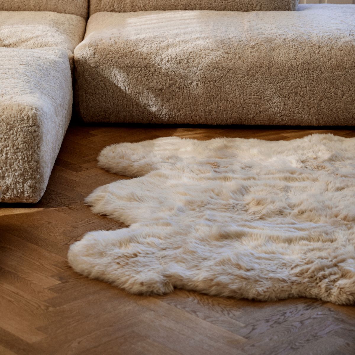 Premium | New Zealand Sheepskin | Long Wool | Rug 180x162 cm Black