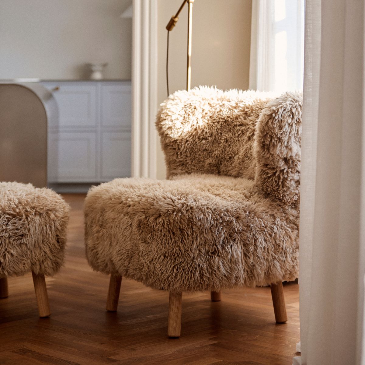 Emil Lounge Chair | Long Wool Honey
