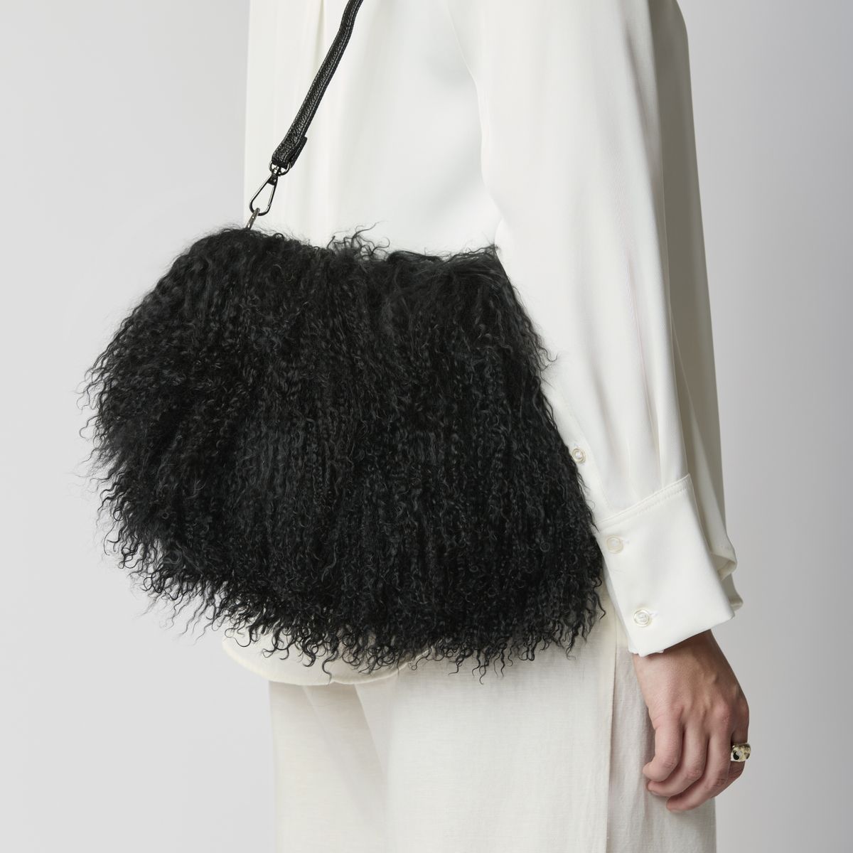 Jasmin Muff Bag Leather Brown