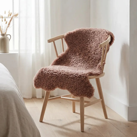 Back Country Sheepskin | New Zealand | Long Wool Curly | 90 cm