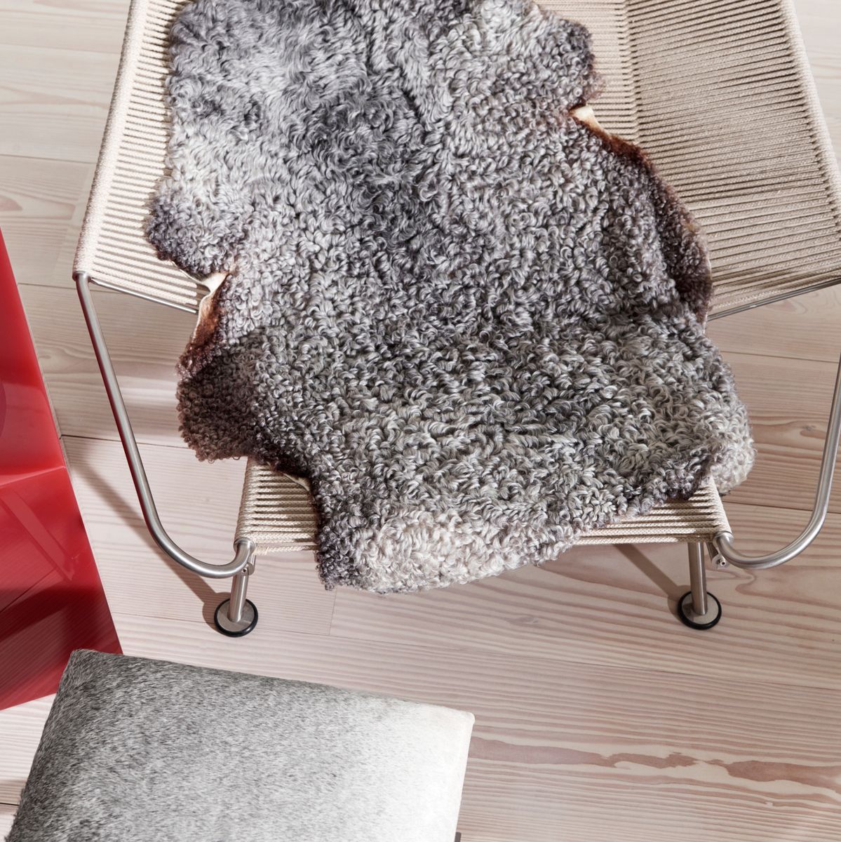 Gotlandic Sheepskin | Short Wool Curly | 90-100 cm Natural Grey