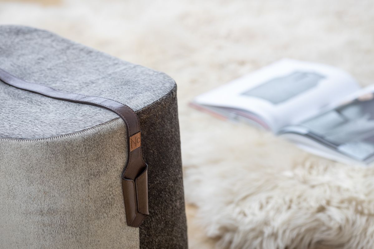 Calf Leather Pouf | Round Grey