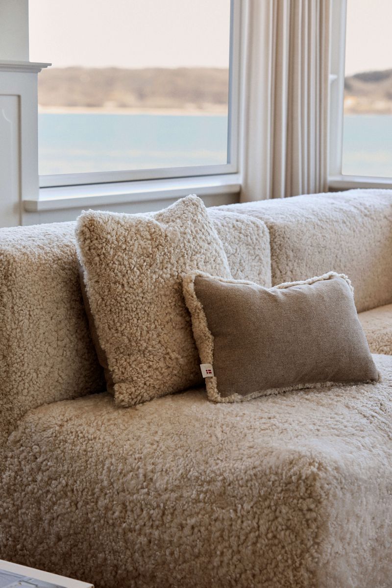 Short Wool Sheepskin Cushion | Two-sided |52x52 cm  | 34x52 cm  Beige/Pearl
