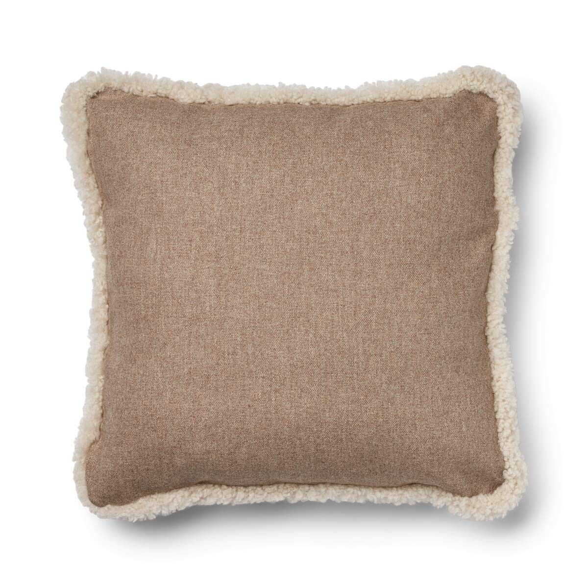 Short Wool Sheepskin Cushion SW trim 52x52 cm