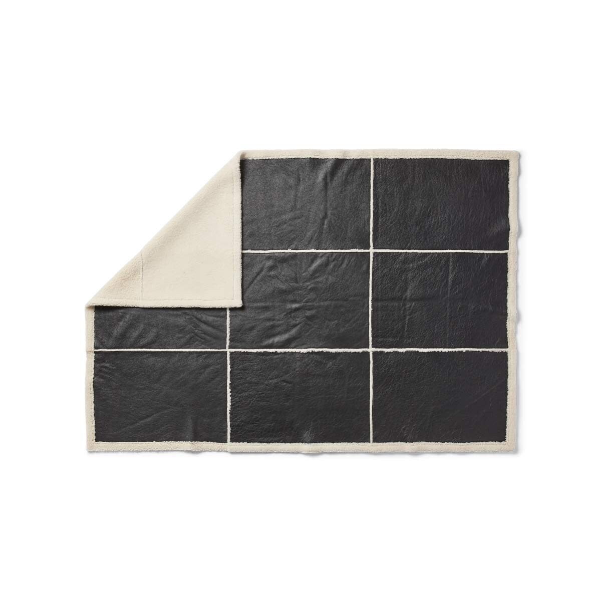 Addison Throw | Double Face Sheepskin | Short Wool Black/White