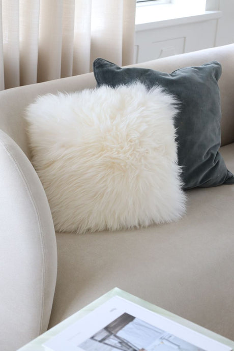 Sheepskin Cushion | Long Wool | New Zealand | 40x40 cm Ivory
