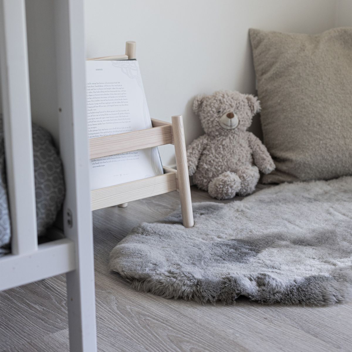 Baby Sheepskin | Short Wool | New Zealand | 95 cm Light Grey