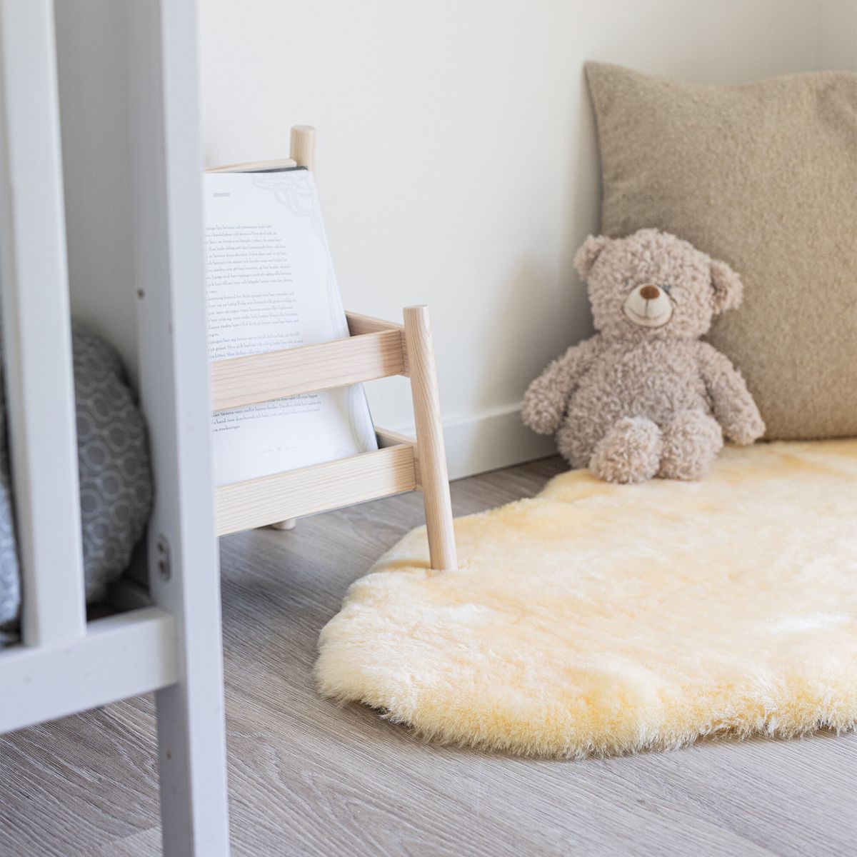 Baby Sheepskin | Short Wool | New Zealand | approx. 80x50 cm Cream