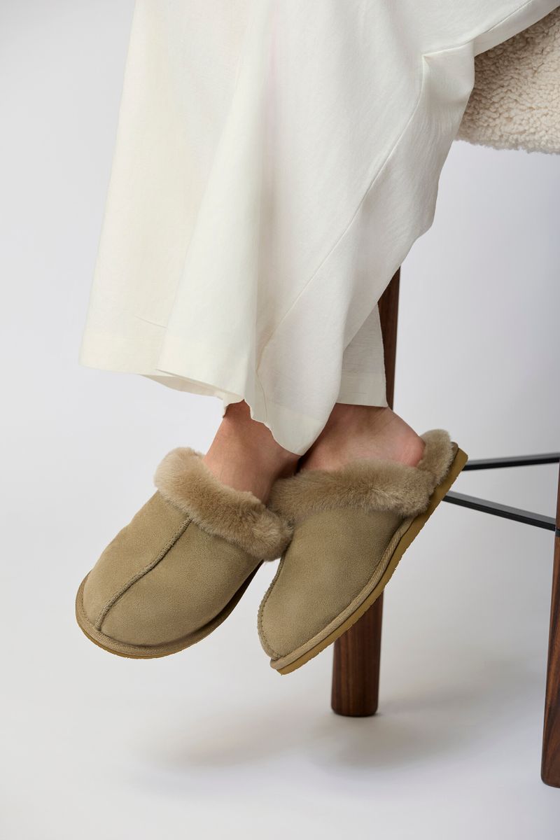 Slipper Taupe
