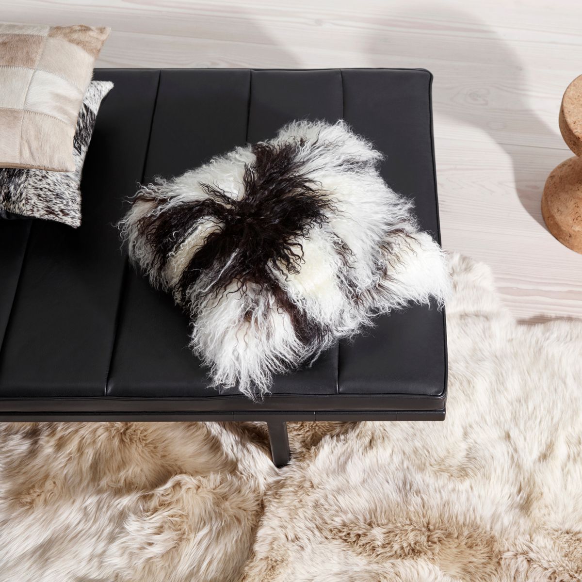 Curly Sheepskin Cushion | Doublesided | 56x56 cm | 40x40 cm Arctic Sunrise