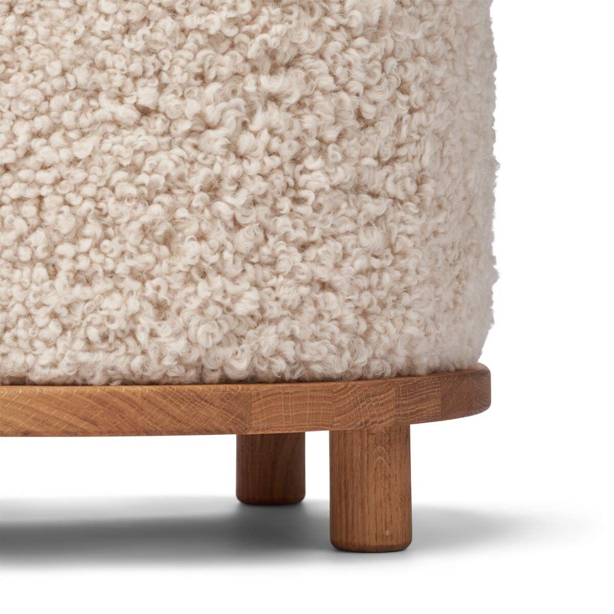Simon Stool | Short Wool | D46xH52 cm Pearl