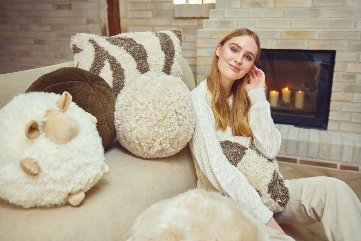 Cute Sheep Cushion Ø20 cm | Ø26 cm | Ø34 cm Beige/White