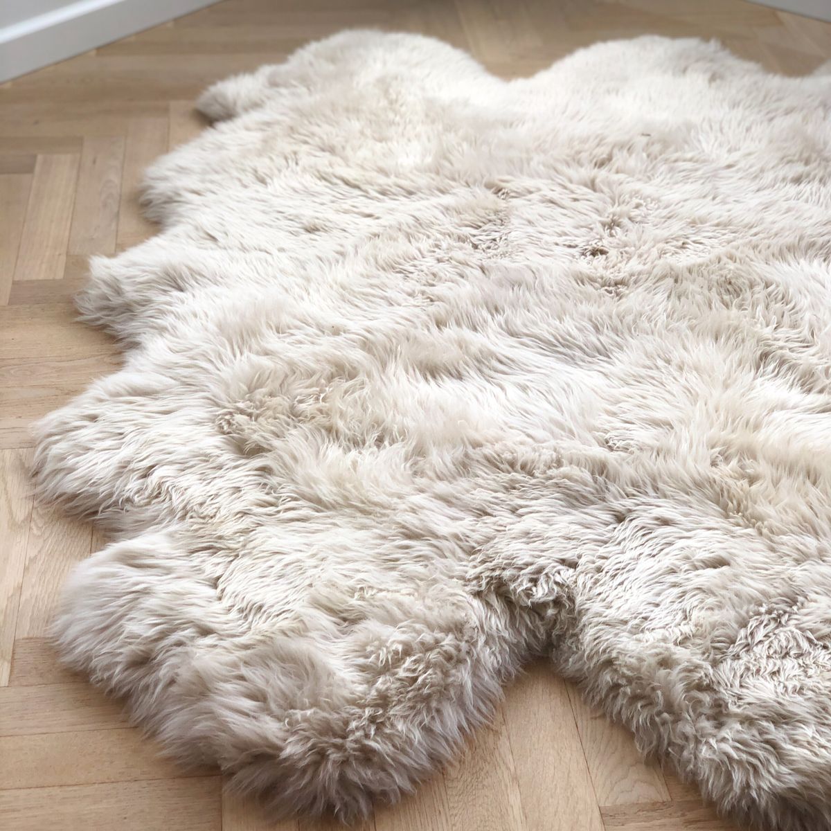 Premium | New Zealand Sheepskin | Long Wool | Rug 180x162 cm Black