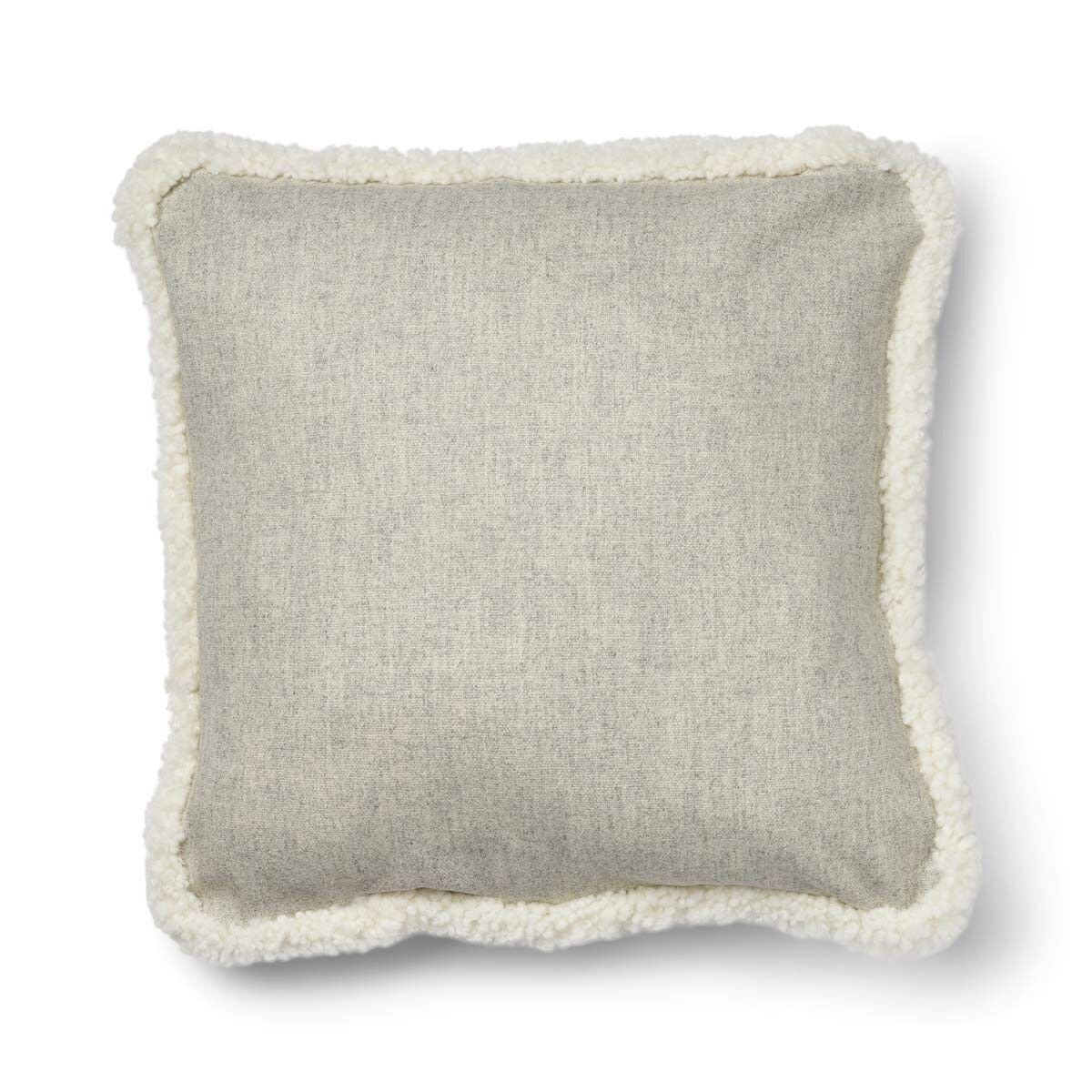 Short-Wool Sheepskin Cushion | SW trim | 52x52 cm | 34x52 cm Silver/Ivory