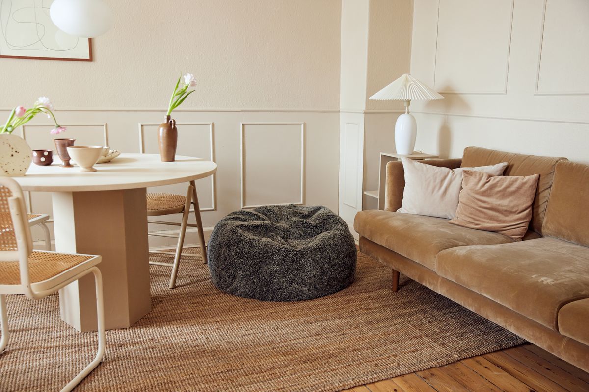 Large Round Sheepskin Bean Bag - Sheepskinhouse.co.uk