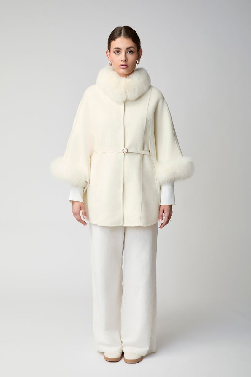 Lorraine Poncho Beige