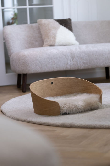 Short Wool Curly Sheepskin Design Rug | D140 cm Pearl