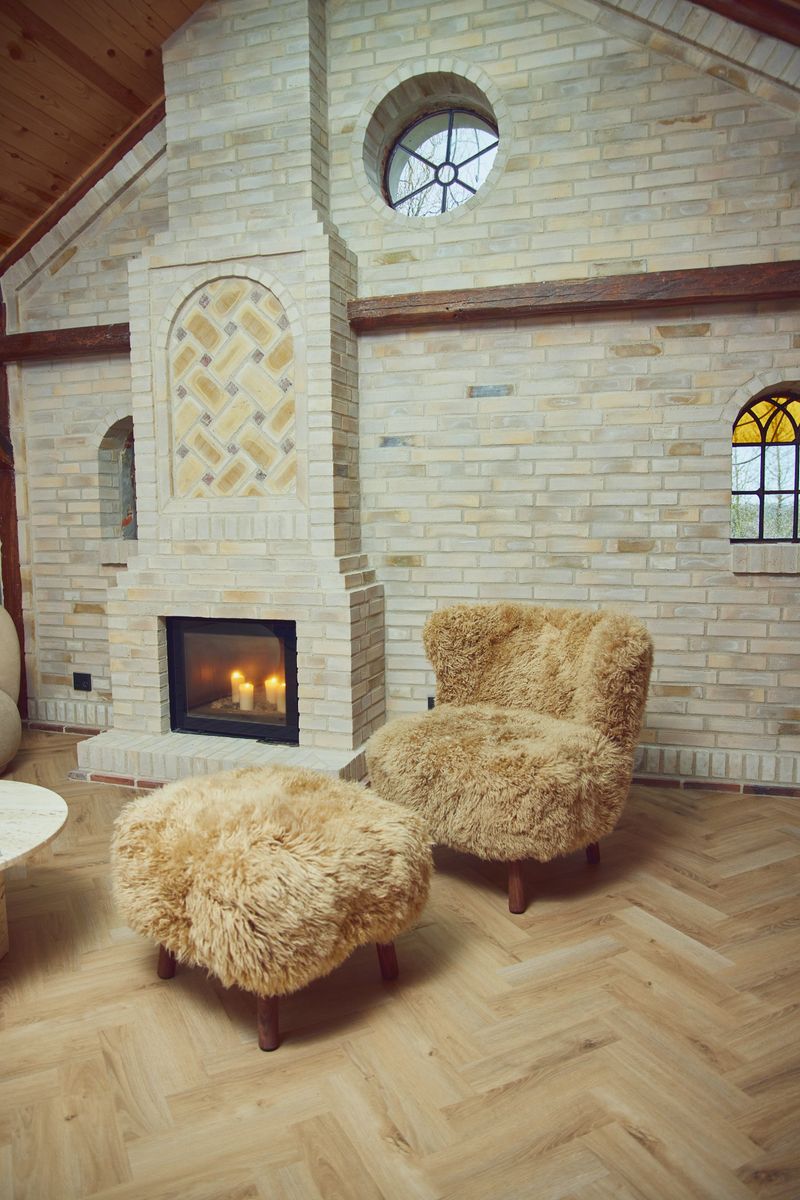 Emil Lounge Chair | Long Wool