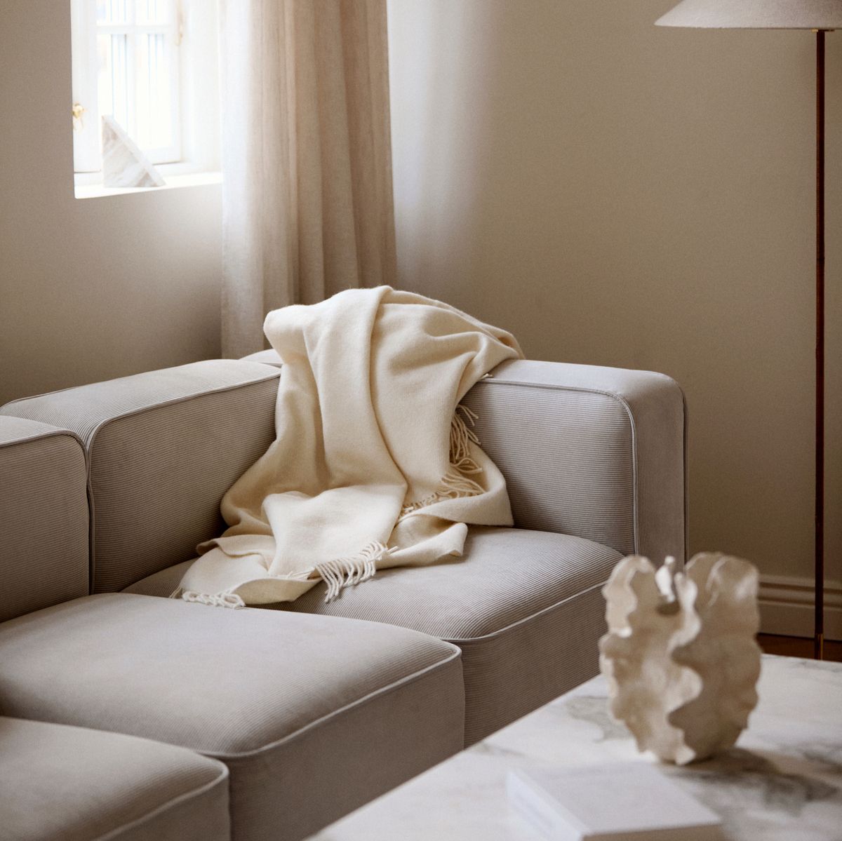 Julia Throw | 140x240 cm Dark Brown