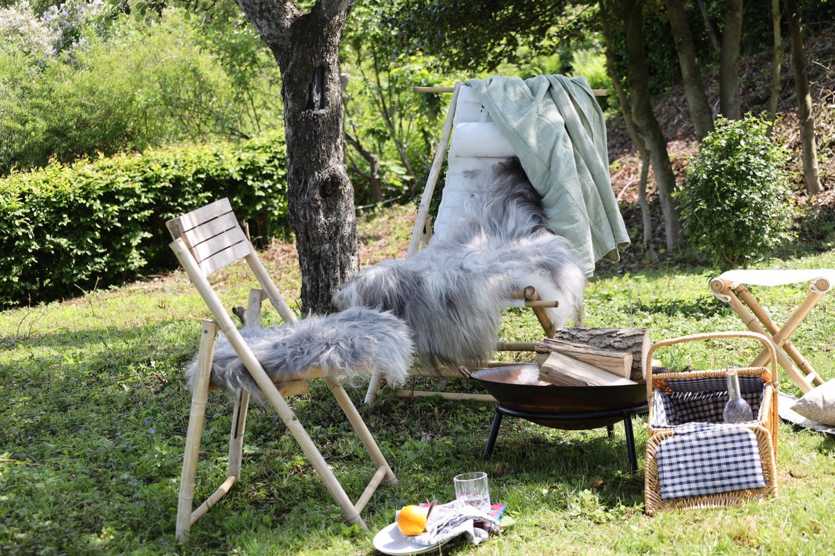 Long Wool Sheepskin Seat Cover | 40x40 cm Blacky