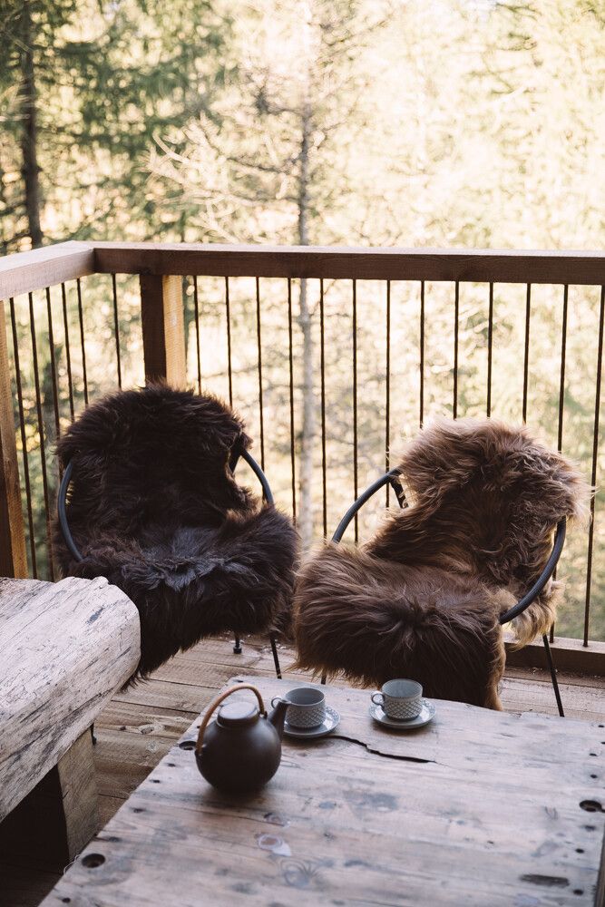 UK Sheepskin | Short Wool | Natural Colors | 90-100 cm Natural Dark Brown